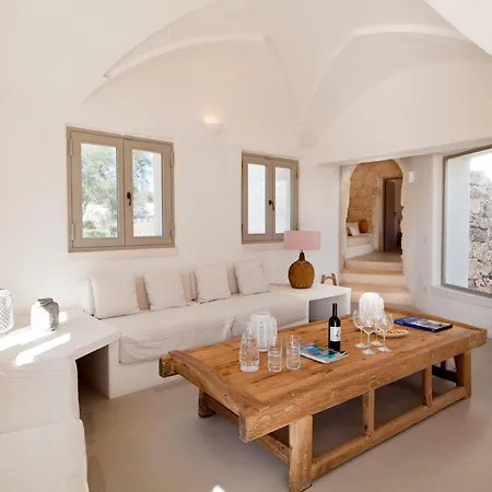 Trullo Gaura Вилла Челье-Мессапика