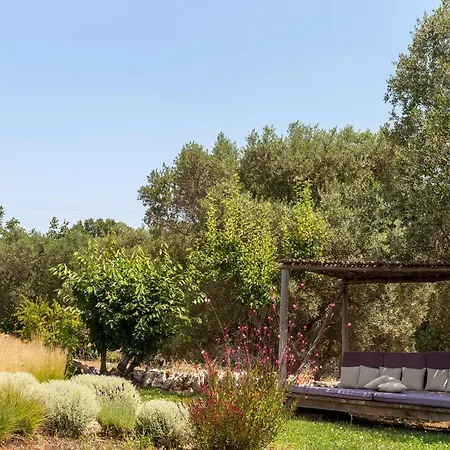 Trullo Gaura Вилла *